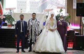 1 saatlik aşiret düğününün 40 dakikası takı...
