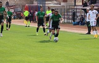 2. Lig Beyaz Grup: Niğde Anadolu FK: 0 - Kocaelispor:...