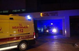 2 otomobil çarpıştı: 2 yaralı