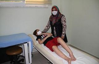 2 yaşından beri mücadele ettiği hastalığı akupunktur...