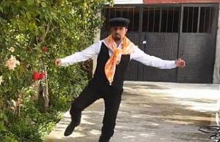 3 bin kilometre uzakta Cumhuriyet Bayramı’nı ’Kırık...