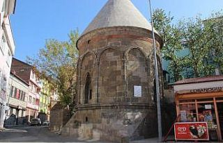 700 yıllık tarihi kümbet restore edildi