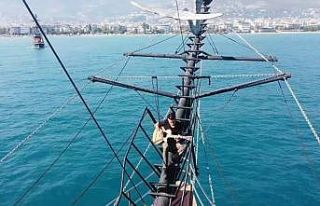 800 metre yüksekte gitar çalan psikolog bu kez de...
