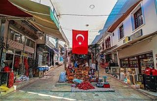 800 yıllık tarihi çarşıya Büyükşehir eli değiyor