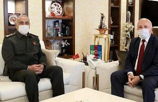 9. Kolordu Komutanı Uzun’dan Başkan Sekmen’e...