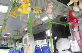 Abart egzozlu süslü halk otobüsü trafikten men...