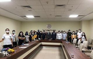 Acil Servis ekibi ’Çocuklarda İleri Yaşam Desteği’...