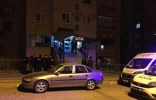 Adana’dan Çankırı’ya gelerek çilingirle girdiği...