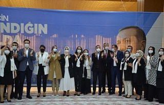 AK Parti Biga Kadın Kolları Başkanı Nesrin Sirkeci...