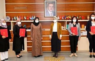 AK Parti Selendi Kadın Kolları Başkanlığına...