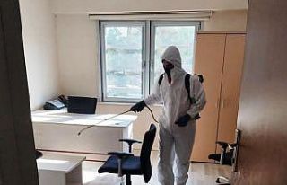 Akçakale’de kamu kurumları dezenfekte edildi