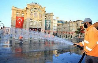 Aksaray’da cadde ve sokaklar yıkanıyor