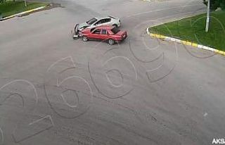 Aksaray’da MOBESE kameralarına yansıyan trafik...