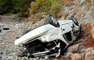 Alanya’da otomobil uçuruma yuvarlandı: 1 ölü,...