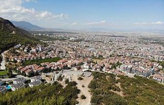 Alemciler tabela ve beton bariyerleri dinlemedi