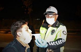 Alkol denetimlerinde 158 araç sürücüsüne 137...