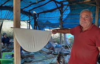 Almanya’da 25 yıl özlemini çektiği yufka ekmeğin...