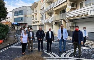 Altınoluk’a meydan ve bisiklet yolu projesi başladı