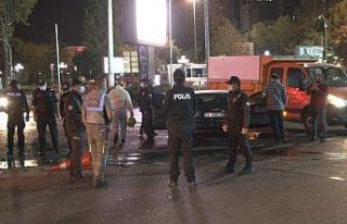 Ankara’da kadın sürücü ortalığı birbirine...