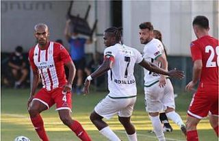 Antalyaspor’da Sidney Sam ve Naldo’ya ilk 11’de...