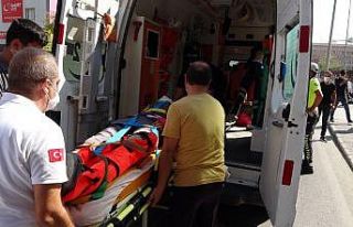 Araca çarpmamak için manevra yaptı, motosikleti...