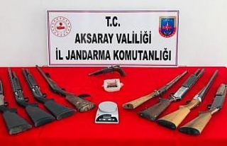 Arama yapılan ev cephanelik gibi çıktı