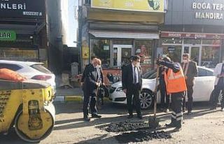 Ardahan Belediyesi yol ve kaldırım onarım çalışmalarına...