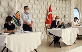 Atakum Belediye Meclisi’nden Azerbaycan’a bayraklı...