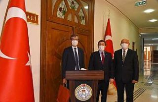 Avusturya Ankara Büyükelçisi Johannes Wimmer Vali...