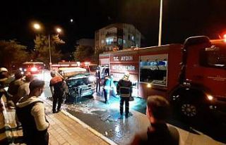 Aydın’da bir araç seyir halinde alev aldı