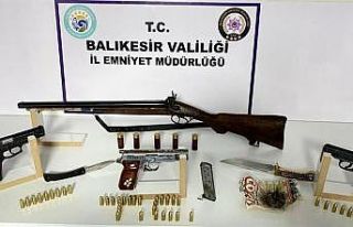 Ayvalık polisinden şok uygulamalar