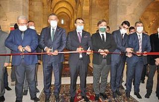 Bakan Dönmez: "Tuz Gölü’ndeki tabiatın...