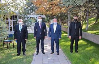 Bakan Dönmez’e yatırımlara desteği için teşekkür...