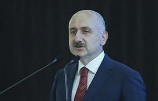 Bakan Karaismailoğlu “Uçuş Rehberim” uygulaması...