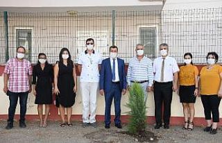 Bakan Selçuk’un okullarda fidan dikimi çağrısı...