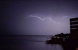 Balıkesir’in batı sahillerinde kuvvetli yağış...