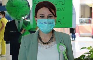 Başhekim Tekin: “Ne plasentada ne de anne sütünde...
