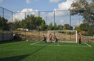 Başkan Akçadurak: “Semt spor sahalarının sayısını...