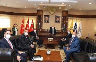 Başkan Altay muhtar derneklerinin başkanlarıyla...