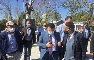 Başkan Çalkın, makamında oturmuyor