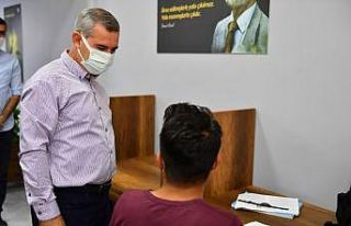 Başkan Çınar’ın Kitap Kafe ilgisi