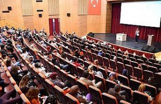 Başkan Dinçer Aksaray’a yeni atanan öğretmenlerle...