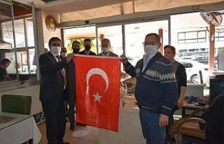 Başkan İnal’dan esnafa 29 Ekim hediyesi