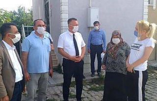 Başkan Işıksu, evi yanan aileleri ziyaret etti