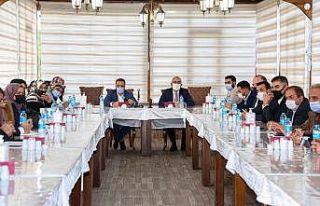 Başkan Kavuş, AK Parti Meram’ın yeni yönetimiyle...