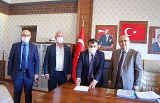 Başkan Koyuncu: “Biz bu ilçeyi yenileyeceğiz”