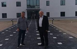 Başkan Şahin petrol ürünleri tesisinde incelemelerde...