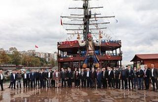 Başkan Yanmaz, muhtarlarla bir araya geldi