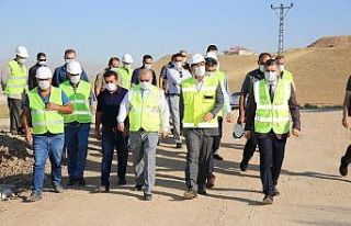 Batman Valisi Şahin külliyede incelemede bulundu