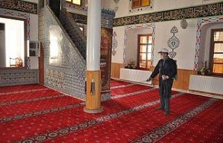 Bayat’ta tüm camiler dezenfekte edildi